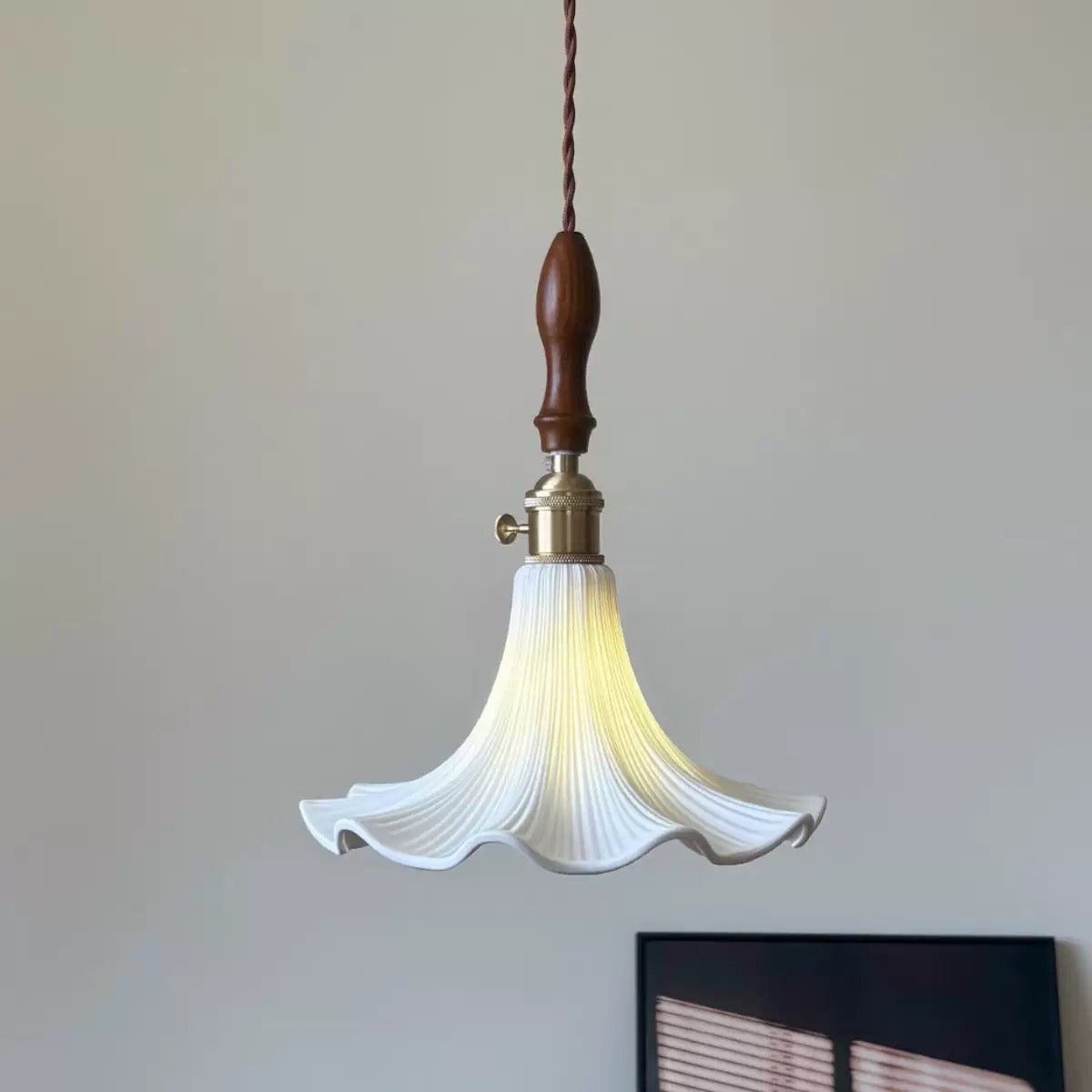 Vintage Petal Chandelier: Solid Wood Accent Light for Bedroom, Dining, Bar - XIAOZHE